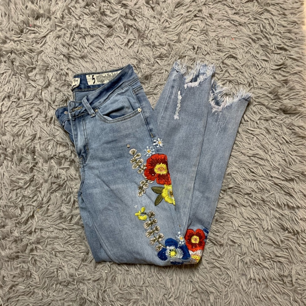 Indigo Rein Flower Embedded Jeans